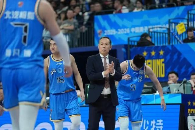开云中文网-CBA｜许利民：赵睿下场有望出战，曾凡博还未有明确复出时间表